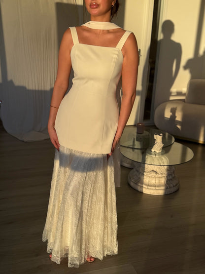 The Lea suit ivory