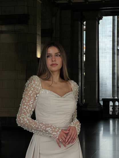 The Asena dress beige