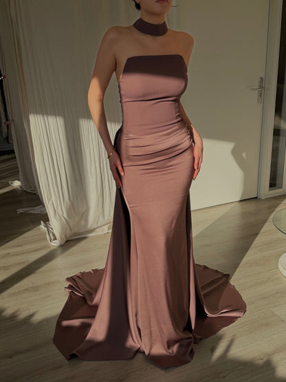 The Asina dress brown