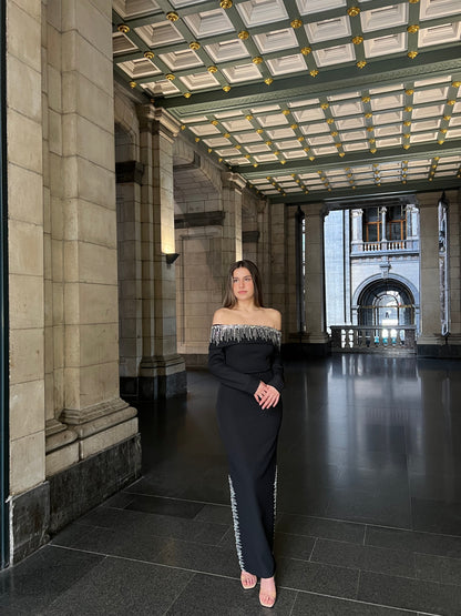 The Ezra dress black