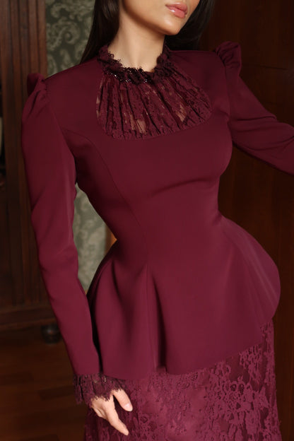 The Evelia suit plum