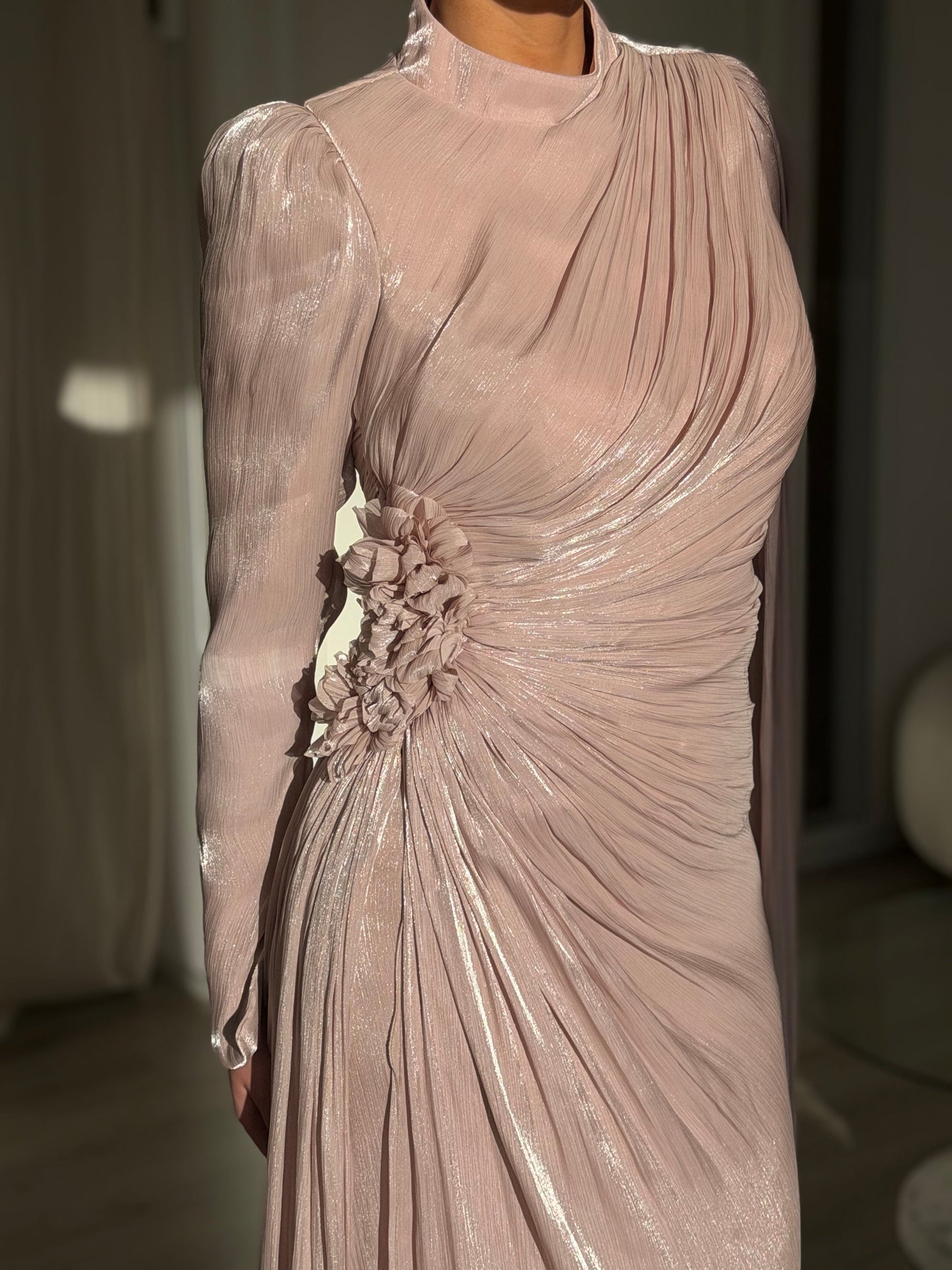 The Amira dress soft pink