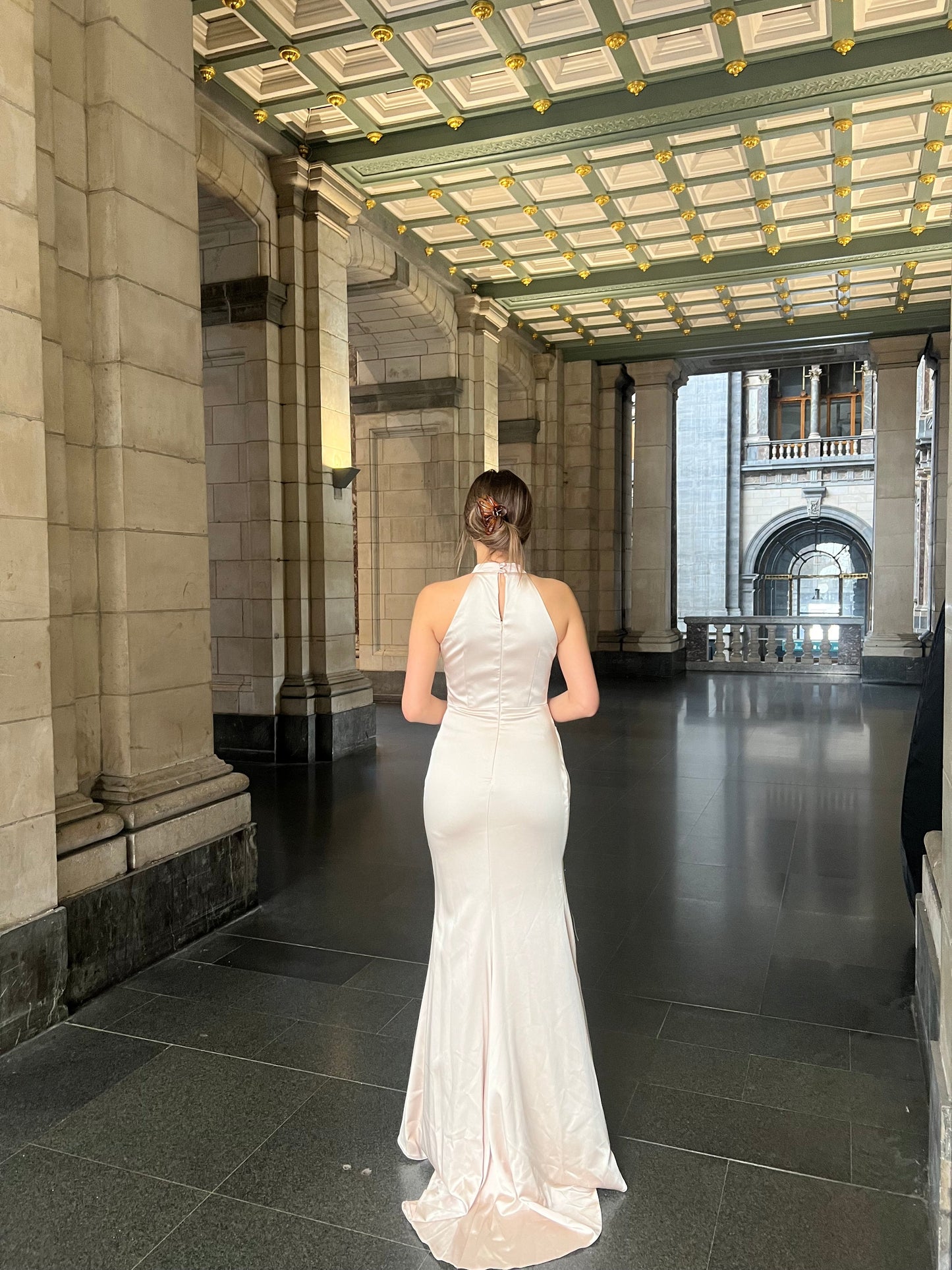 The Sophie dress beige
