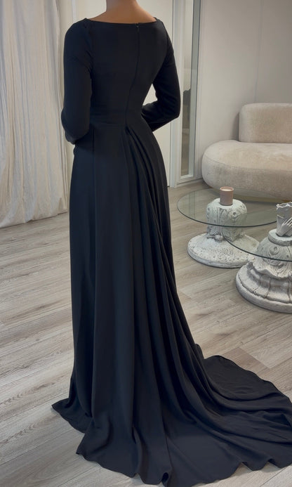 The Sina dress black