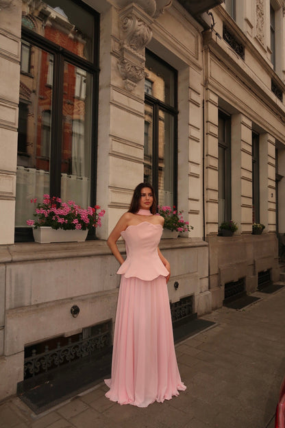 The Denola dress soft pink