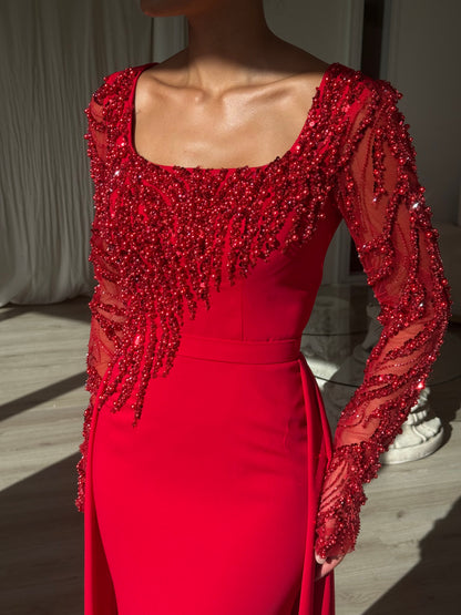 The Zeyna dress red