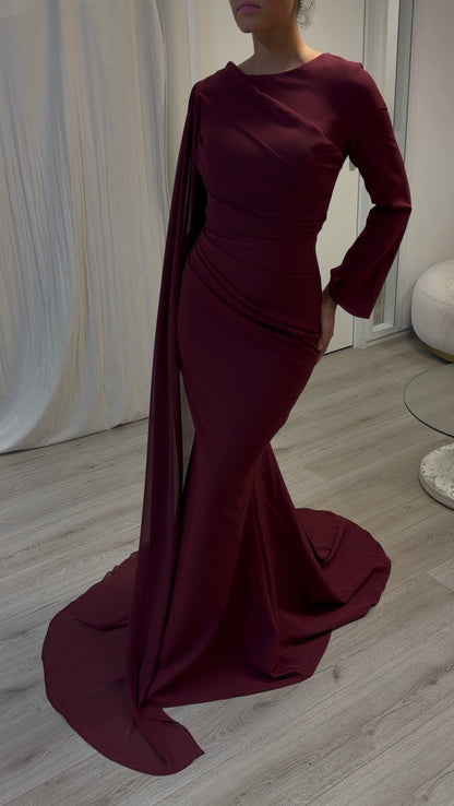 The Mara dress burgundy