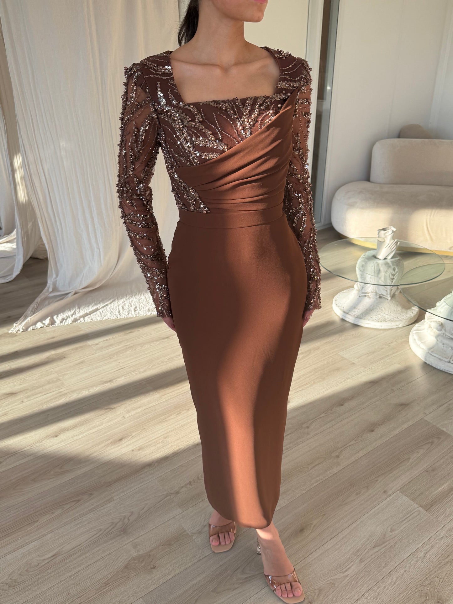 The Evona midi dress brown