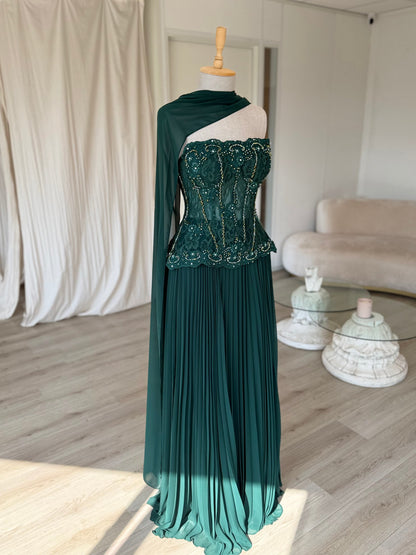 The Arya dress emerald green
