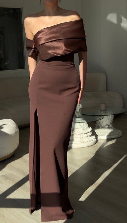 The Dilara dress brown