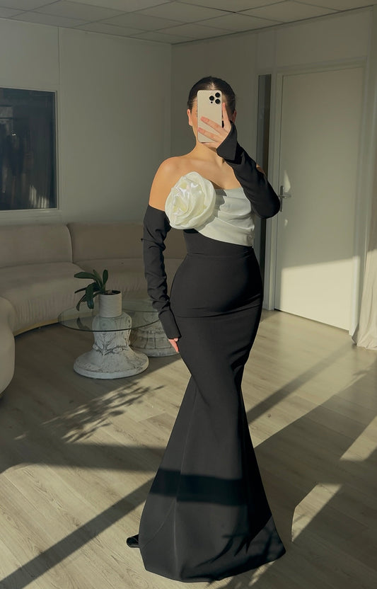 The Eva dress black & white
