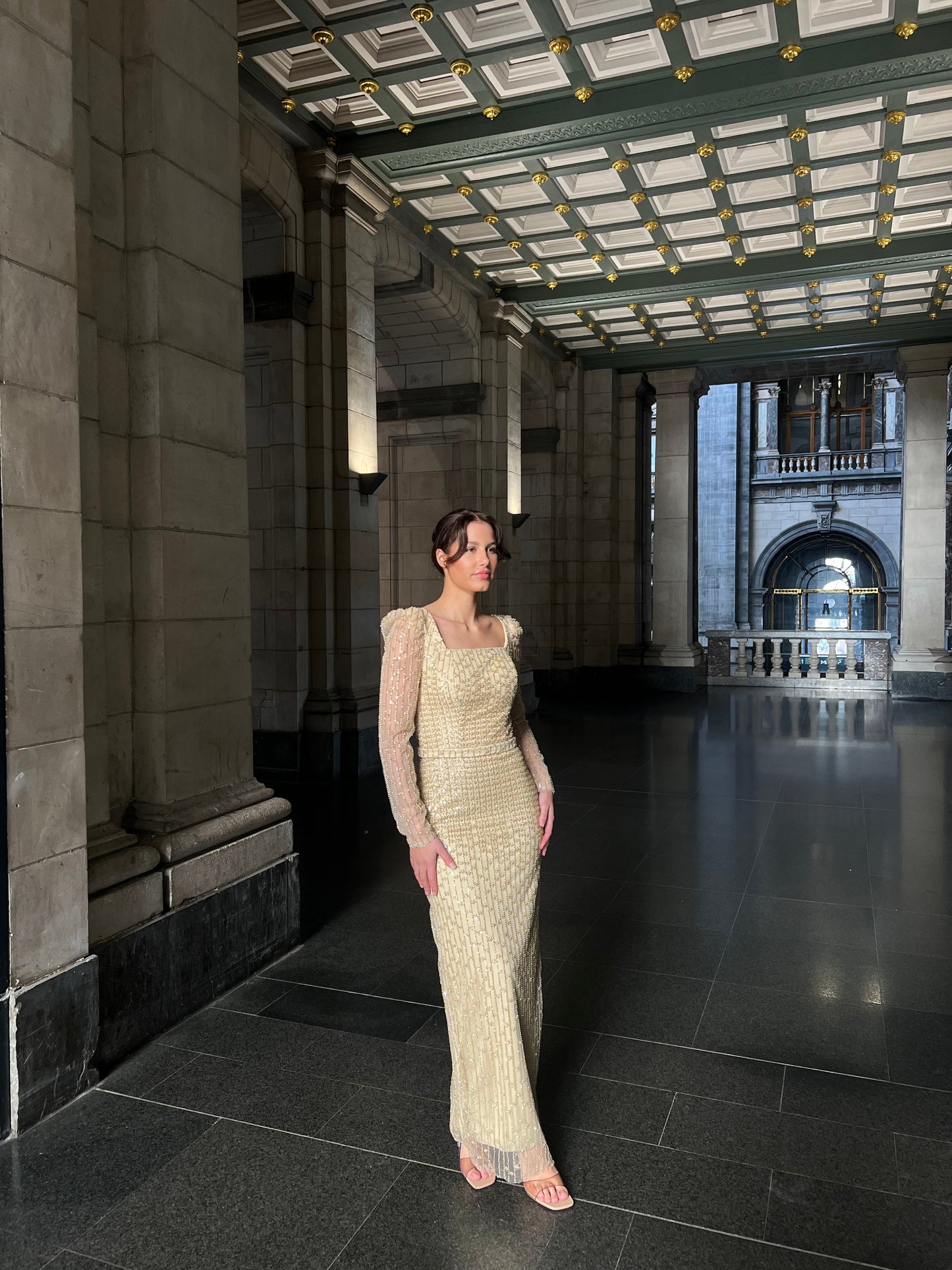 The Erva dress beige gold