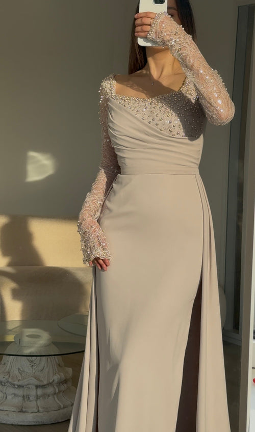 The Asu dress beige