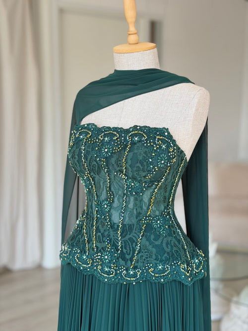 The Arya dress emerald green