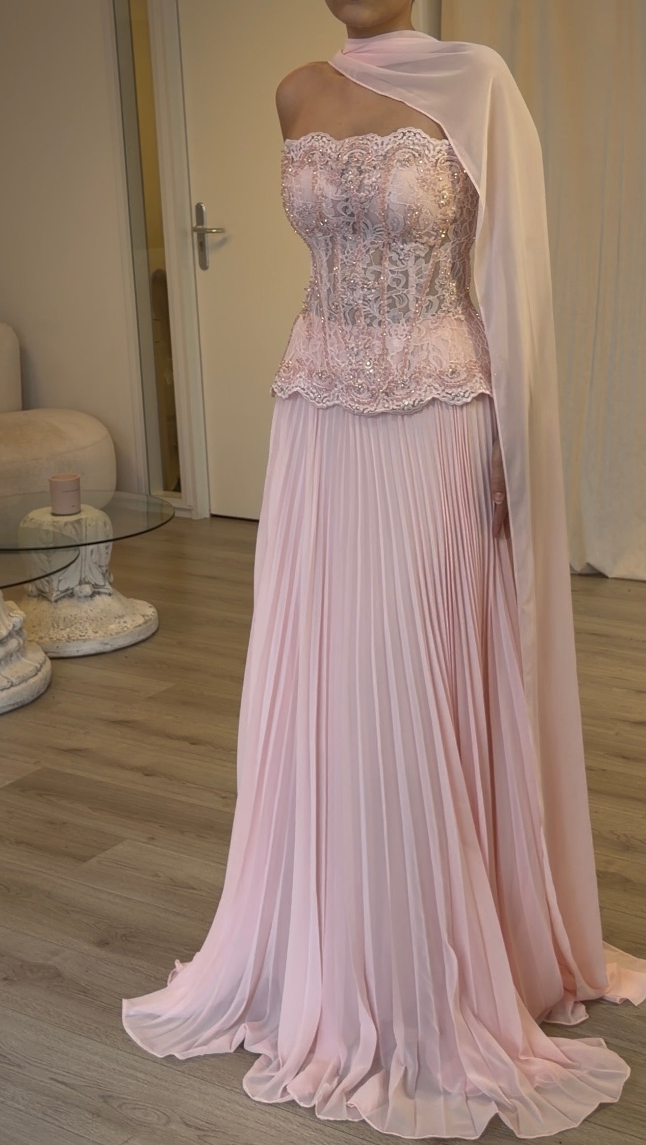 The Arya dress soft pink