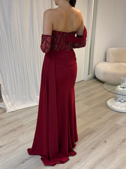 The Elanur dress burgundy