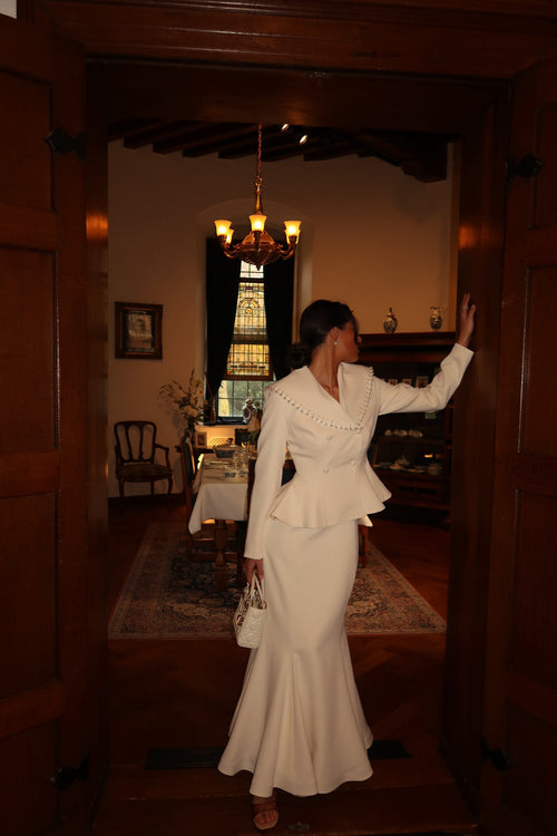 The Evelina suit ivory