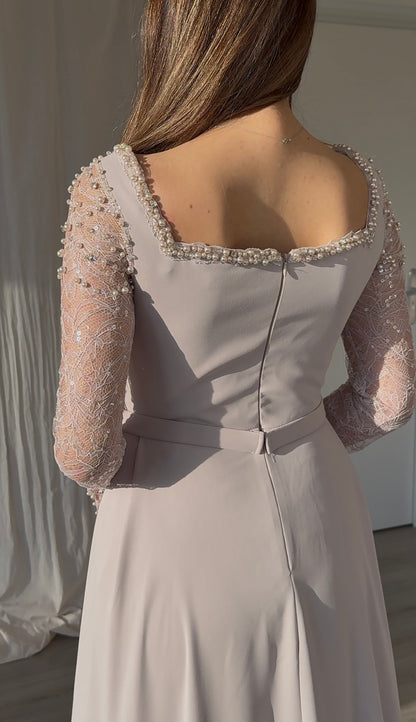 The Asu dress beige