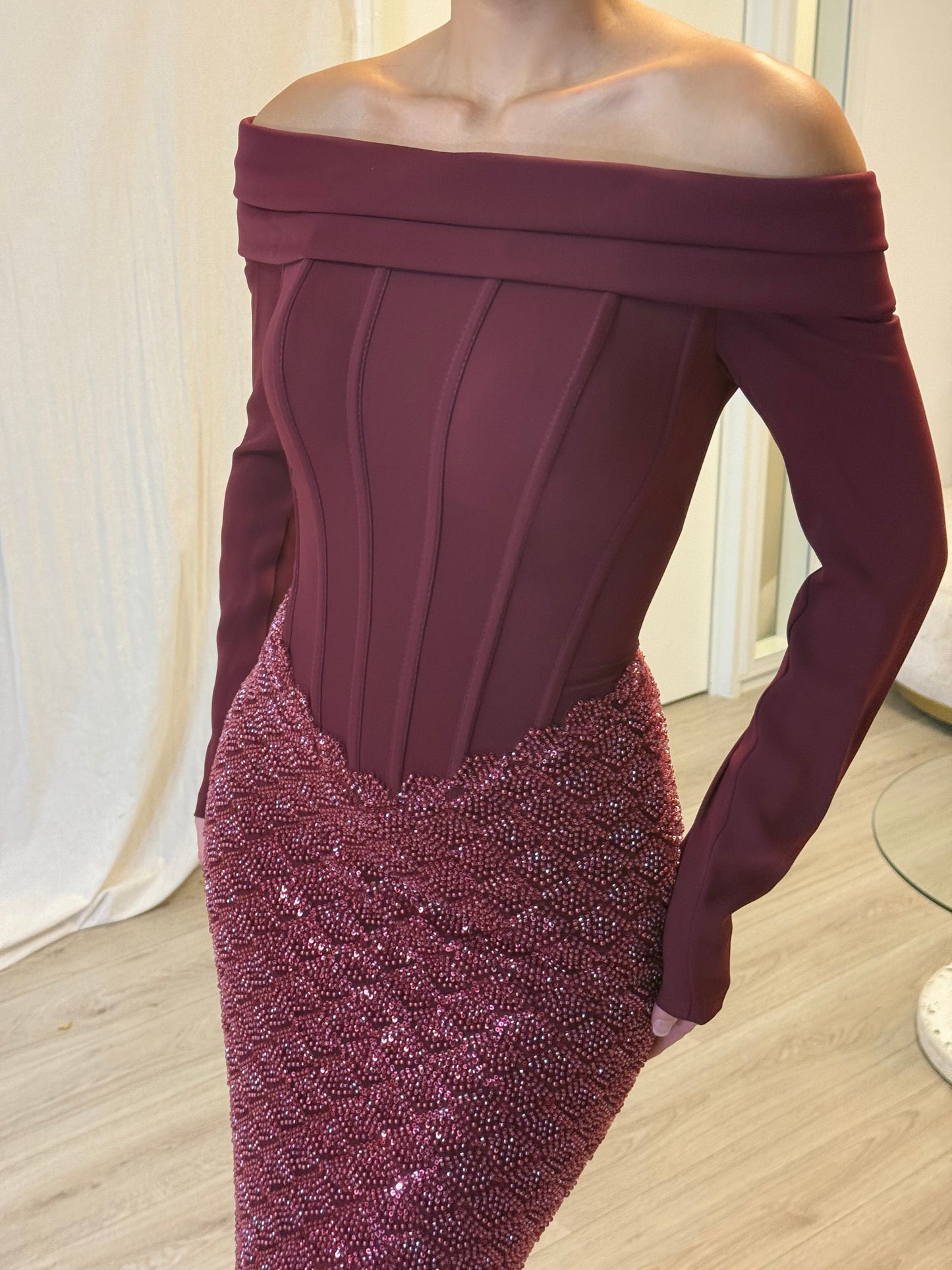 The Elaya dress burgundy