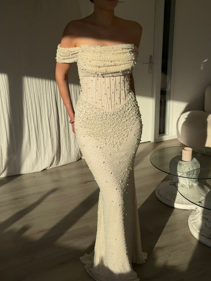 The Elira dress beige