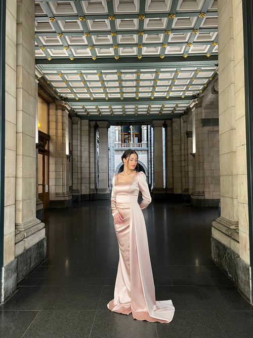 The Melina dress soft pink