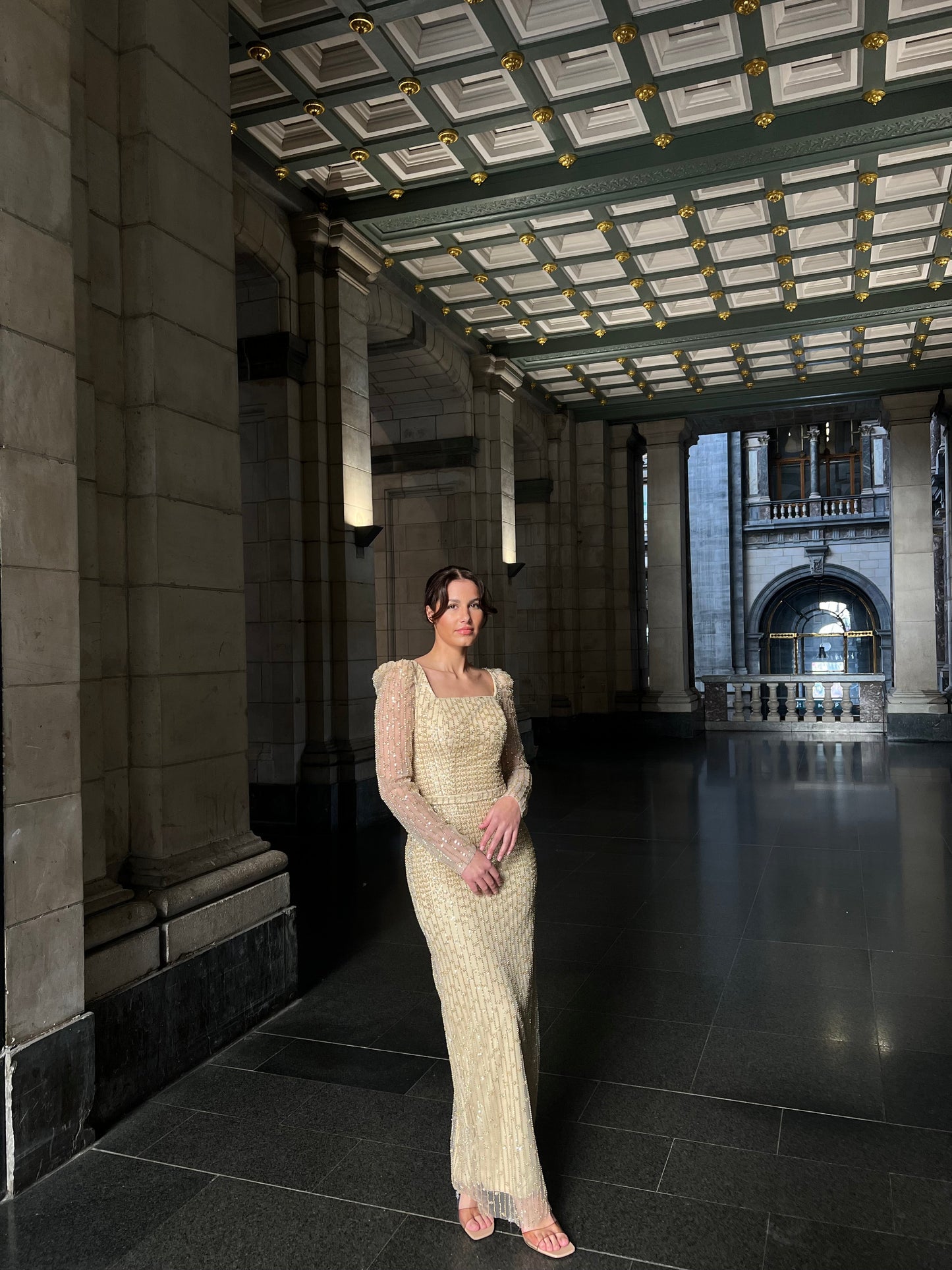 The Erva dress beige gold