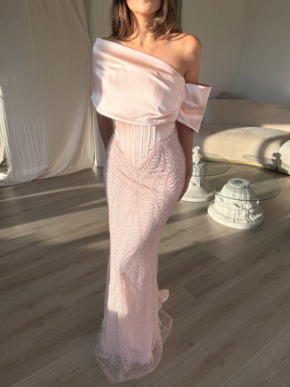 The Desna dress soft pink