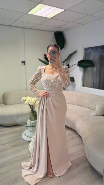 The Ardila dress beige