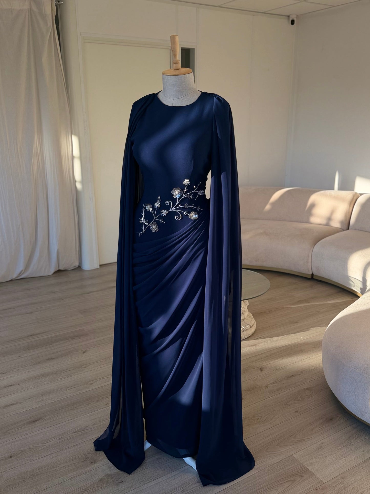 The Zehra dress navy