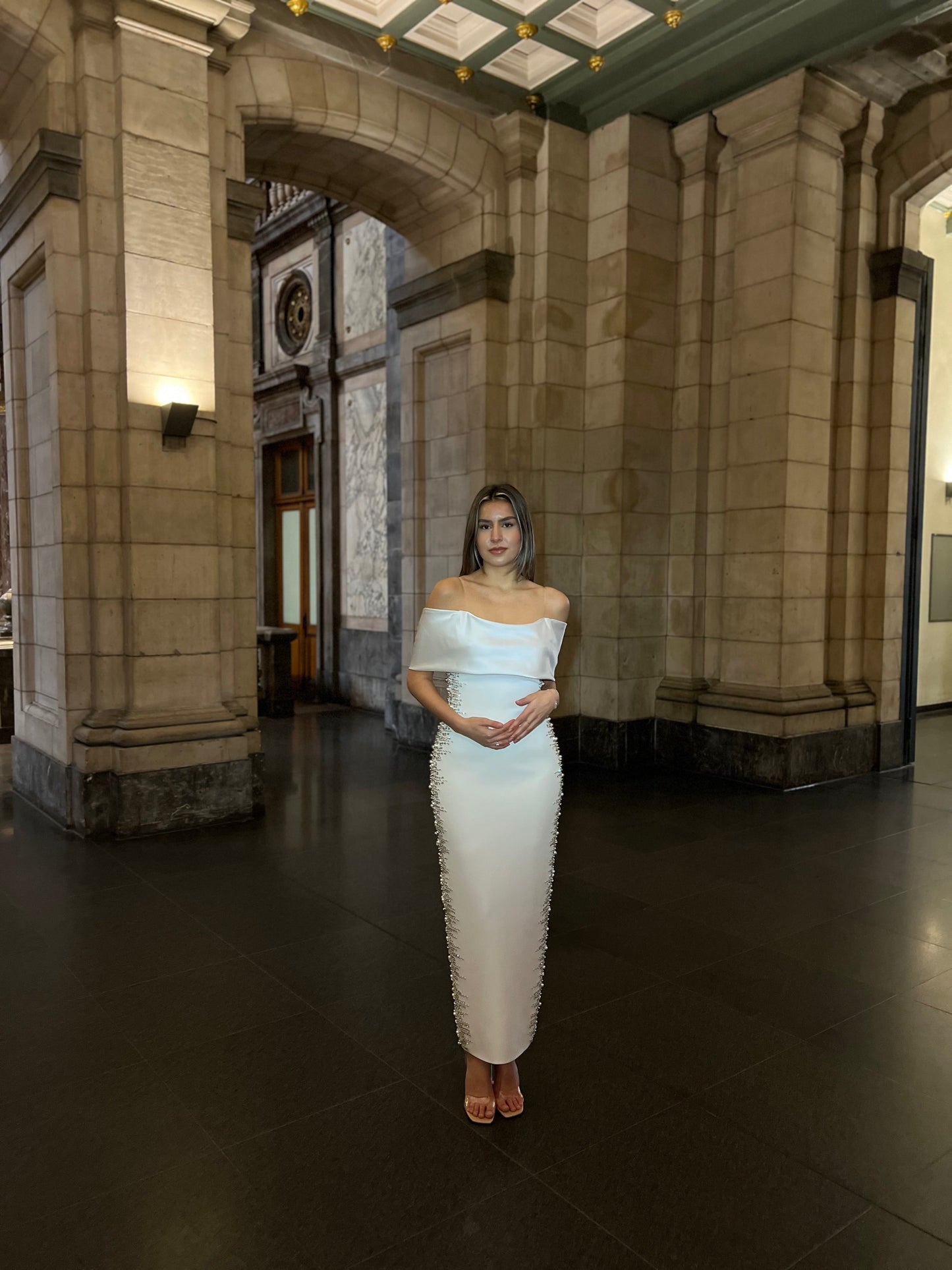 The Meral dress white