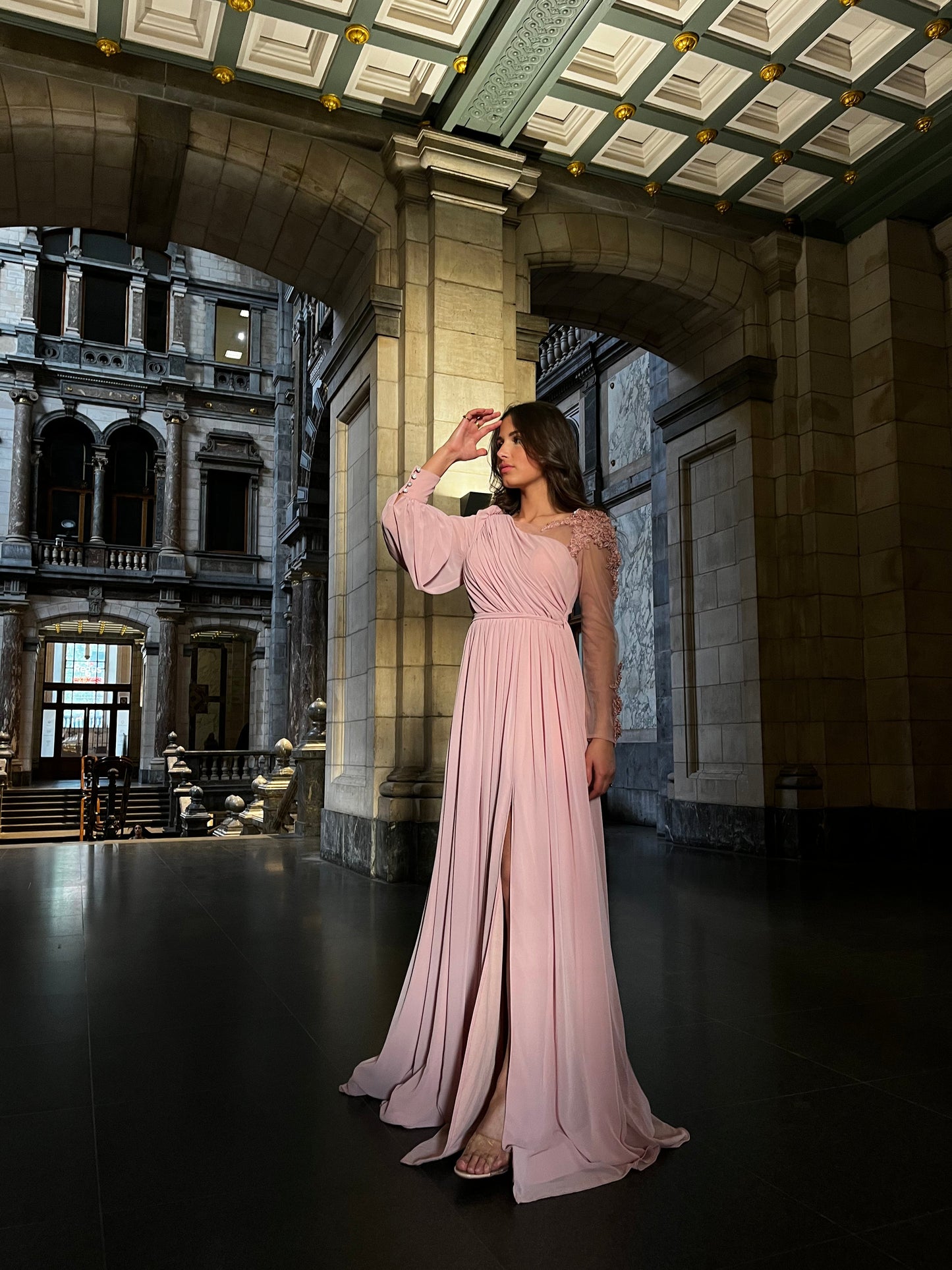 The Melek dress soft pink