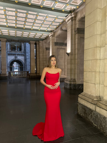 The Dilâ dress red