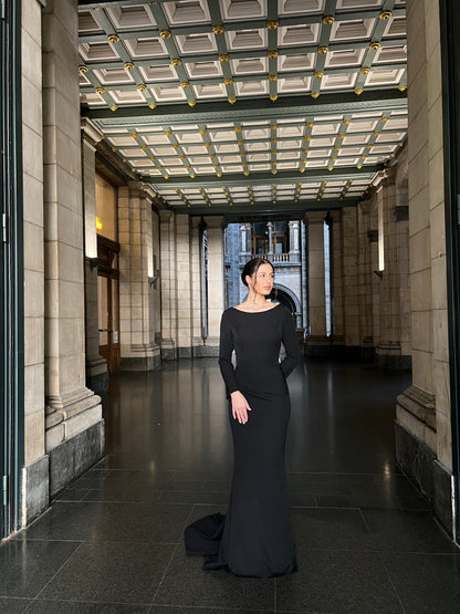 The Hafsa dress black