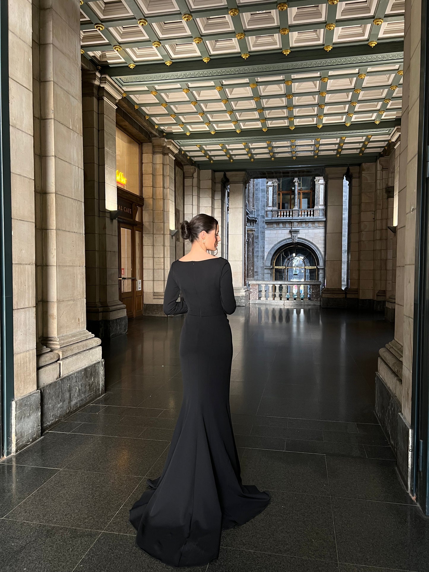 The Hafsa dress black