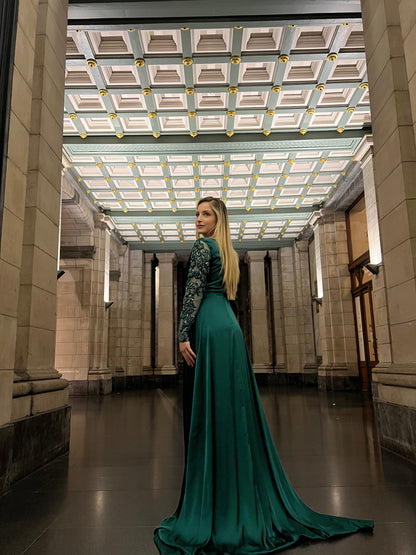 The Lina dress green