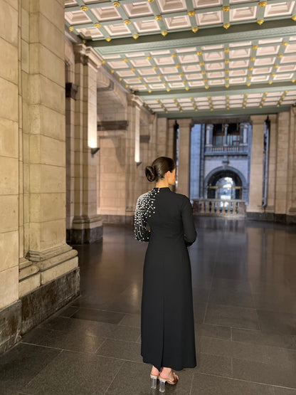 The Imani dress black