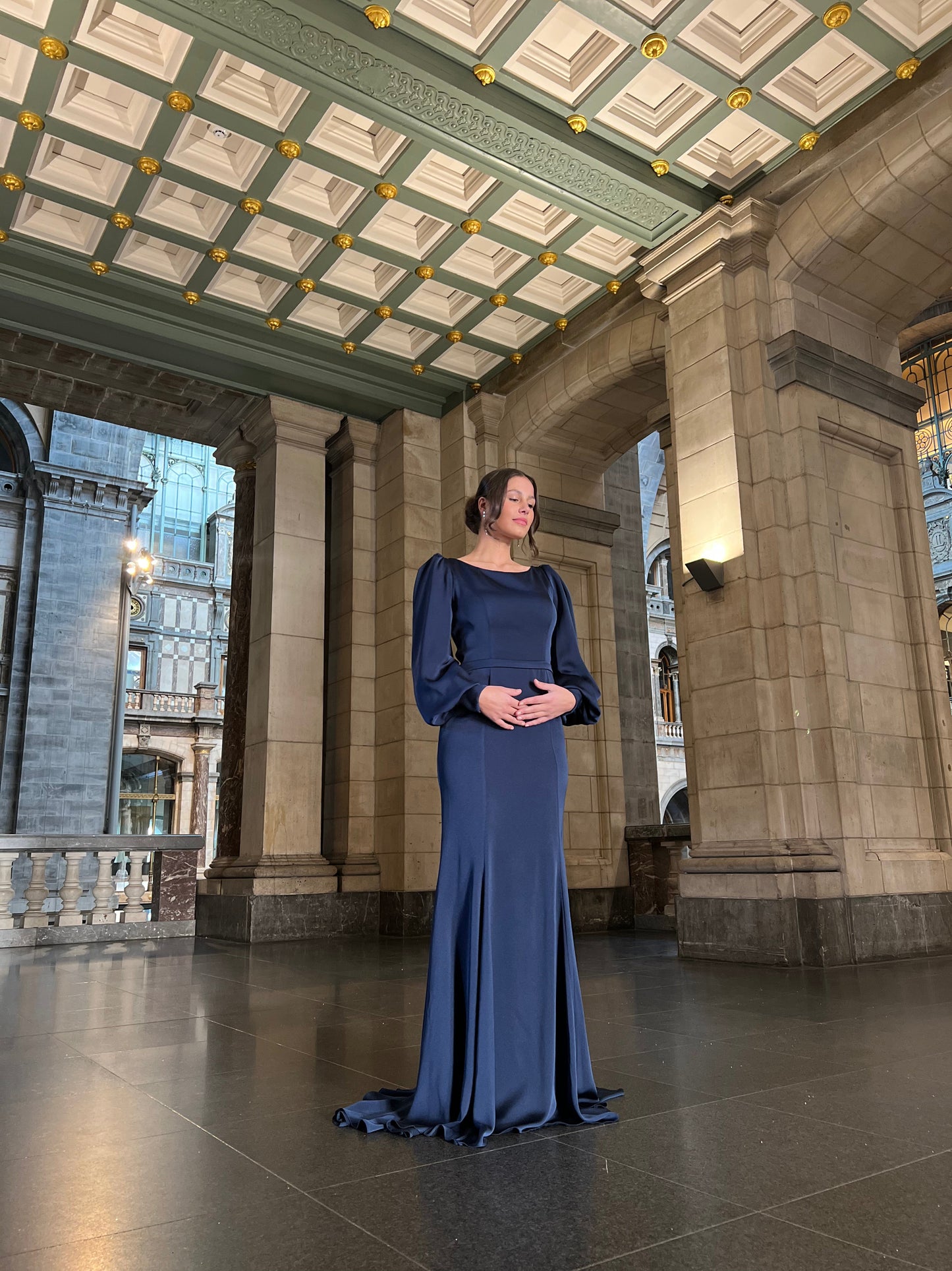 The Hazal dress dark blue
