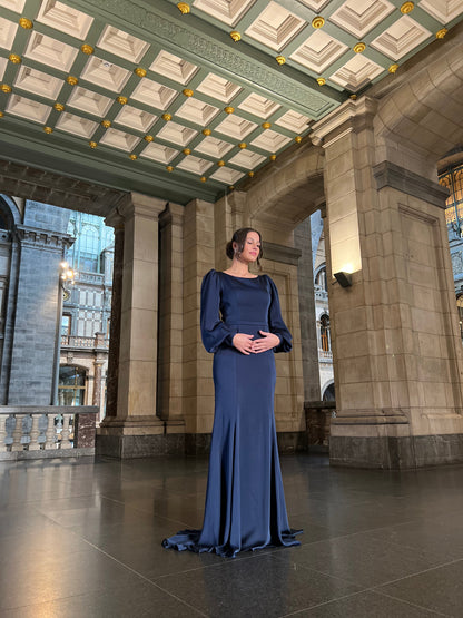 The Hazal dress dark blue