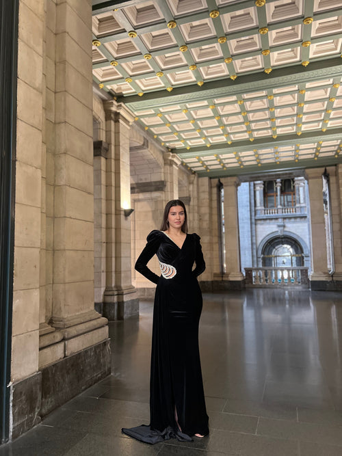 The Ilayda dress black