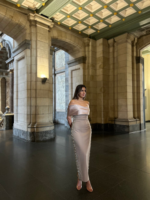 The Meral dress beige