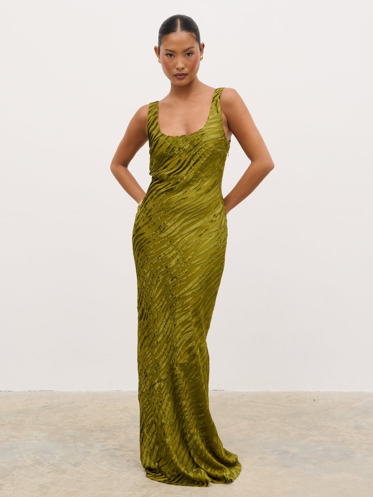 Kendall Scoop Devore Maxi Dress - Tarragon
