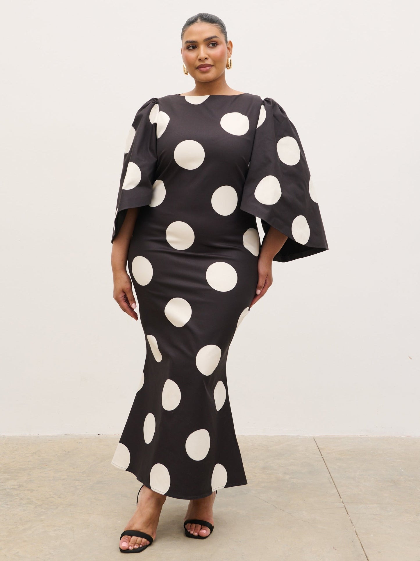 Liora A-Line Midaxi Dress Curve - Black and Cream Polkadot