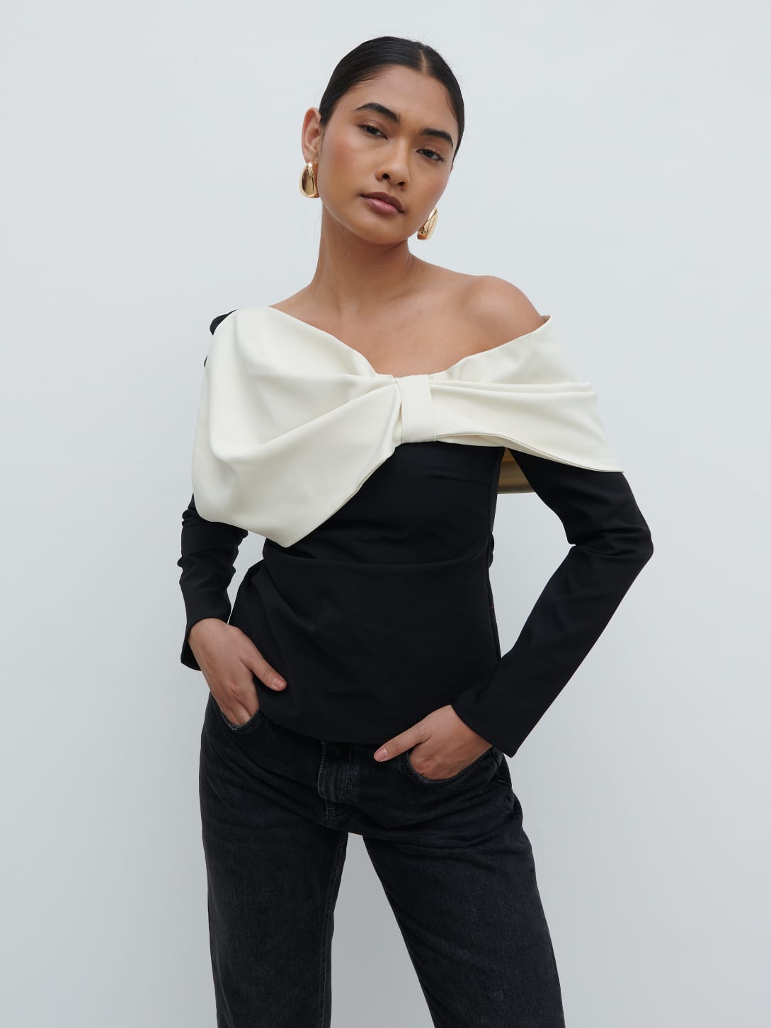 Naomi Exaggerated Bow Top - Black and Cream